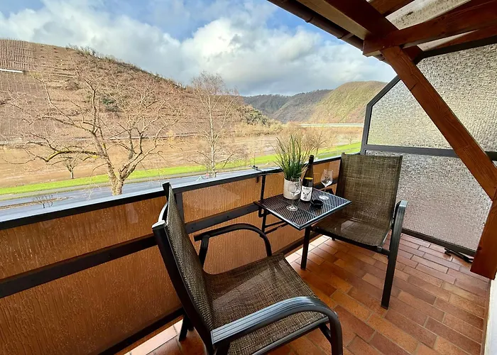 Hotel Weinhaus Hirschen Bruttig